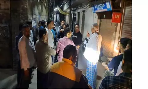 Punjab : एक शक्तिशाली विस्फोट से पूरा इलाका दहल उठा Punjab : एक शक्तिशाली विस्फोट से पूरा इलाका दहल उठा