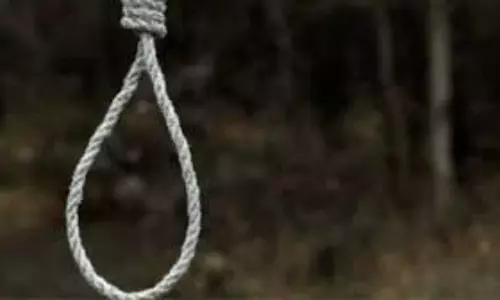 Haryana : फैक्ट्री मालिक ने उठाया ऐसा कदम कि परिवार रह गया दंग, पुलिस ने शुरू की जांच Haryana : फैक्ट्री मालिक ने उठाया ऐसा कदम कि परिवार रह गया दंग, पुलिस ने शुरू की जांच