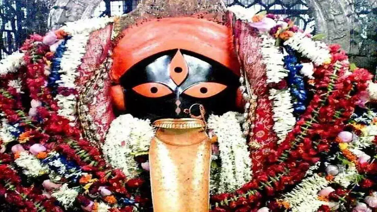 Kalighat Temple: मां के इस धाम में होता है हर बीमारी का इलाज