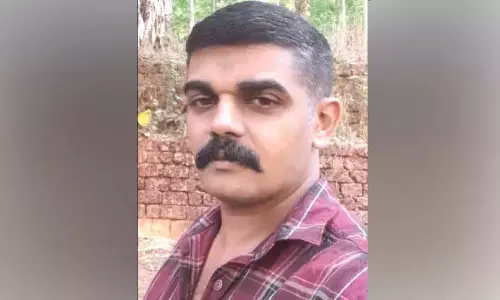 गोलियों की आवाज और चीखें; हत्या से दहल उठा कैथापराम गांव गोलियों की आवाज और चीखें; हत्या से दहल उठा कैथापराम गांव