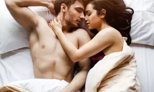 Relationship Tips : मैरिड लाइफ में सेक्स: क्यों है इतना जरूरी?