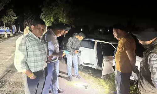 Ludhiana में जबरन वसूली मामले में वांछित 3 लोग मुठभेड़ के बाद गिरफ्तार Ludhiana में जबरन वसूली मामले में वांछित 3 लोग मुठभेड़ के बाद गिरफ्तार