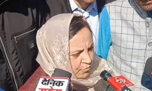 Sakina Itoo ने अनंतनाग अग्नि पीड़ितों से मुलाकात की, पूर्ण सहायता का आश्वासन दिया