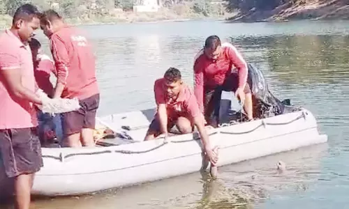 इंद्रावती नदी में डूबने से मौत, आज मिली नाबालिग की लाश इंद्रावती नदी में डूबने से मौत, आज मिली नाबालिग की लाश
