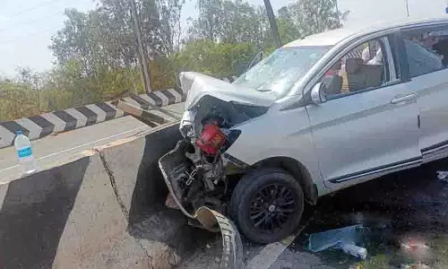 Ramzan की खरीदारी के लिए जा रही महिला सड़क दुर्घटना में एक की मौत, चार घायल