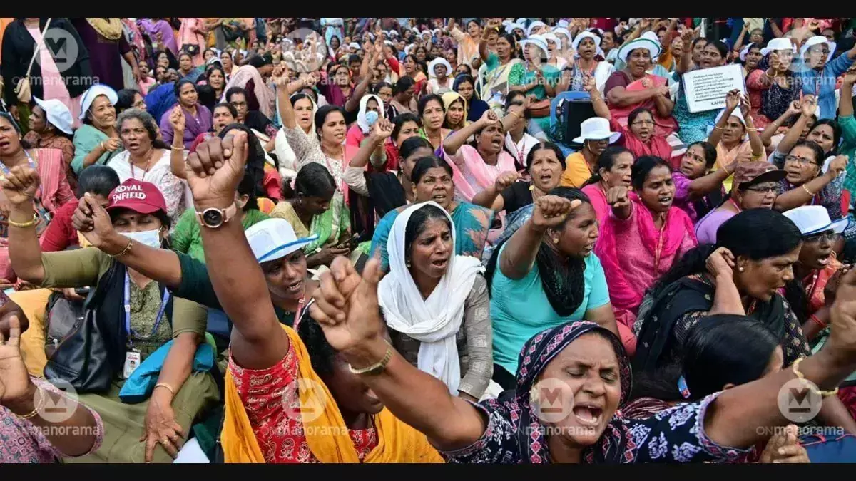 Pure politics behind protest;आशा कार्यकर्ताओं की हड़ताल पर मंत्री एमबी राजेश Pure politics behind protest;आशा कार्यकर्ताओं की हड़ताल पर मंत्री एमबी राजेश