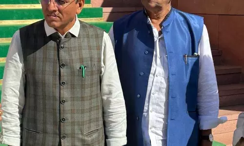 सांसद बृजमोहन अग्रवाल ने केंद्रीय मंत्री मनसुख मंडविया से की मुलाकात सांसद बृजमोहन अग्रवाल ने केंद्रीय मंत्री मनसुख मंडविया से की मुलाकात