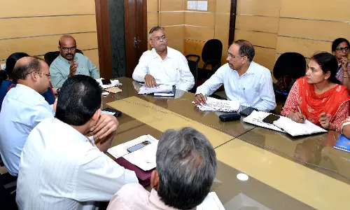 Jaipur: शिक्षा शासन सचिव कृष्ण कुणाल ने ली विभागीय कार्यों एवं योजनाओं की समीक्षा बैठक Jaipur: शिक्षा शासन सचिव कृष्ण कुणाल ने ली विभागीय कार्यों एवं योजनाओं की समीक्षा बैठक