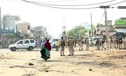 Jaipur: अलवर में ख़राब सड़कों के निर्माण में संलिप्त व्यक्तियों से वसूली की जाएगी Jaipur: अलवर में ख़राब सड़कों के निर्माण में संलिप्त व्यक्तियों से वसूली की जाएगी