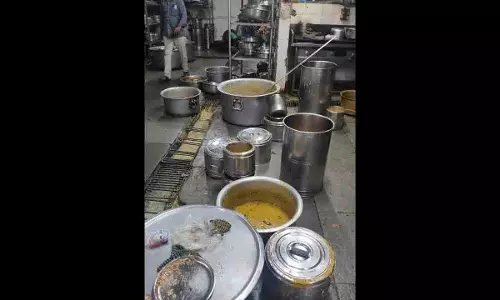 खाद्य सुरक्षा अधिकारियों ने Gachibowli के रेस्तरां में स्वच्छता संबंधी मुद्दों पर चिंता जताई