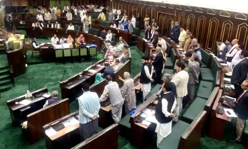 चार्टर्ड उड़ानों पर 35 करोड़ रुपये खर्च, NC-कांग्रेस ने हाउस कमिशन का समर्थन किया चार्टर्ड उड़ानों पर 35 करोड़ रुपये खर्च, NC-कांग्रेस ने हाउस कमिशन का समर्थन किया