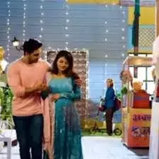 YRKKH: अरमान से पिछड़ गए अभीरा, जानिए ये रिश्ता क्या कहलाता है के एक्टर्स एक दिन में कितना कमाते हैं YRKKH: अरमान से पिछड़ गए अभीरा, जानिए ये रिश्ता क्या कहलाता है के एक्टर्स एक दिन में कितना कमाते हैं