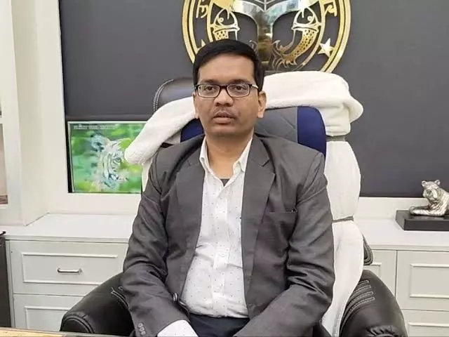 Ballia: कटहल नाला सौंदर्यीकरण के लिए अतिक्रमण हटाने की तैयारी Ballia: कटहल नाला सौंदर्यीकरण के लिए अतिक्रमण हटाने की तैयारी