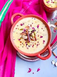 Eid Special: शीर खुरमा बनाने का आसान तरीका, खाने वाले करेंगे आपकी तारीफ Eid Special: शीर खुरमा बनाने का आसान तरीका, खाने वाले करेंगे आपकी तारीफ