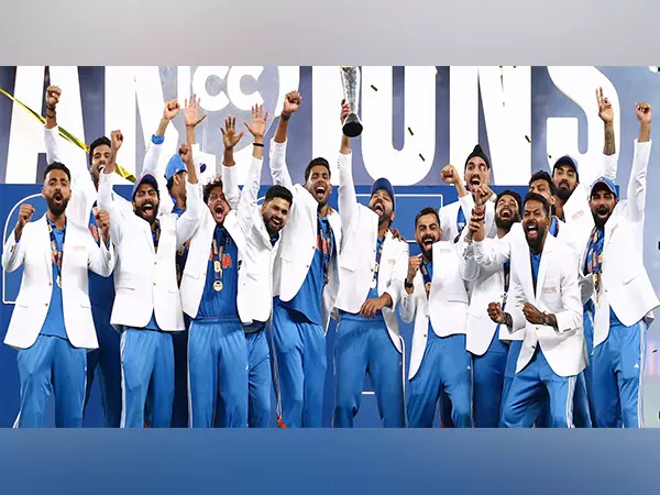 ICC Champions Trophy 2025 ने भारत में ब्लॉकबस्टर फ़ाइनल के साथ दर्शकों की संख्या के रिकॉर्ड तोड़ दिए ICC Champions Trophy 2025 ने भारत में ब्लॉकबस्टर फ़ाइनल के साथ दर्शकों की संख्या के रिकॉर्ड तोड़ दिए