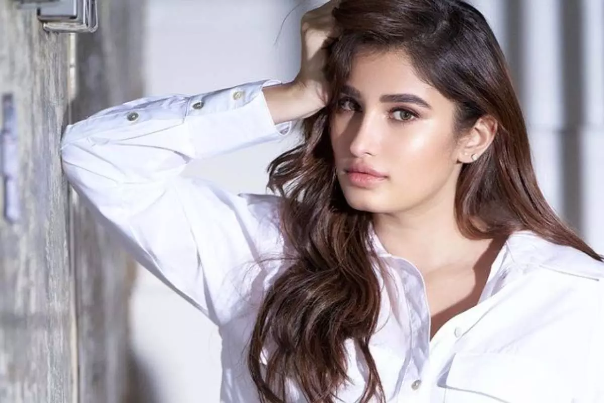 Tamanna-Vijay को राशा थडानी ने बताया गॉडफादर Tamanna-Vijay को राशा थडानी ने बताया गॉडफादर