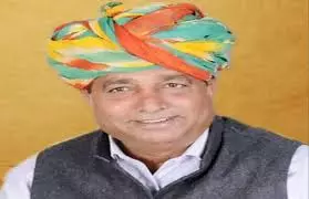 Sikar: राज्य स्तरीय सैनिक कल्याण सलाहकार समिति अध्यक्ष प्रेम सिंह बाजौर दौरे पर Sikar: राज्य स्तरीय सैनिक कल्याण सलाहकार समिति अध्यक्ष प्रेम सिंह बाजौर दौरे पर