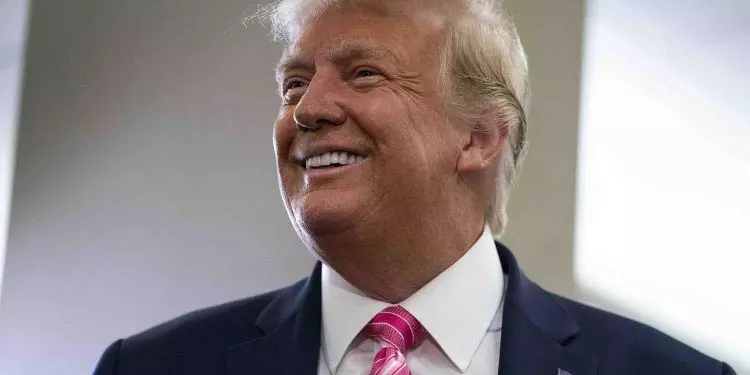 Trade tariffs: ट्रम्प ने अपनी ‘लचीलेपन’ और ‘पारस्परिकता’ की खोज को दोहराया Trade tariffs: ट्रम्प ने अपनी ‘लचीलेपन’ और ‘पारस्परिकता’ की खोज को दोहराया