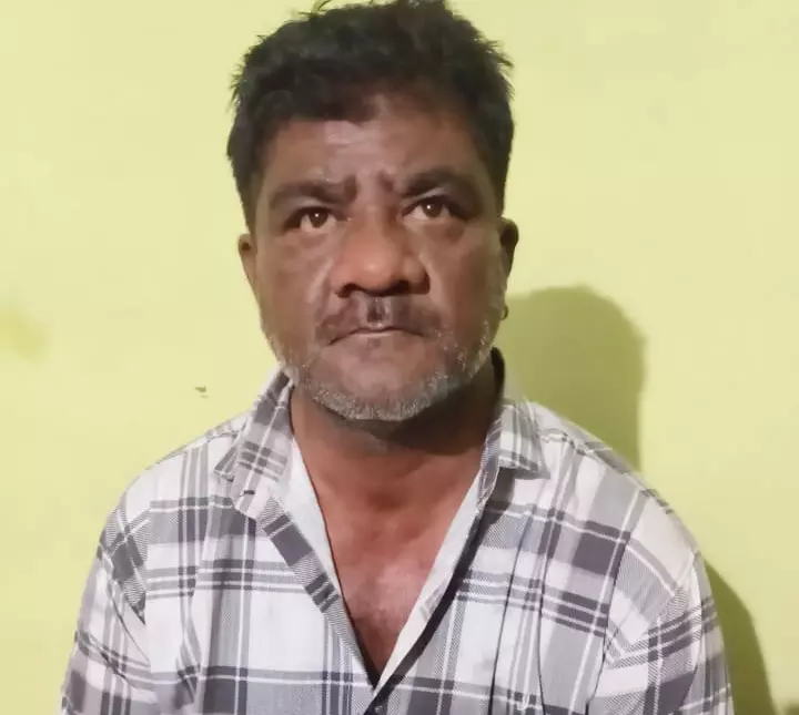 ऑटो पार्ट्स दुकान में सट्टे का कारोबार, संचालक गिरफ्तार ऑटो पार्ट्स दुकान में सट्टे का कारोबार, संचालक गिरफ्तार