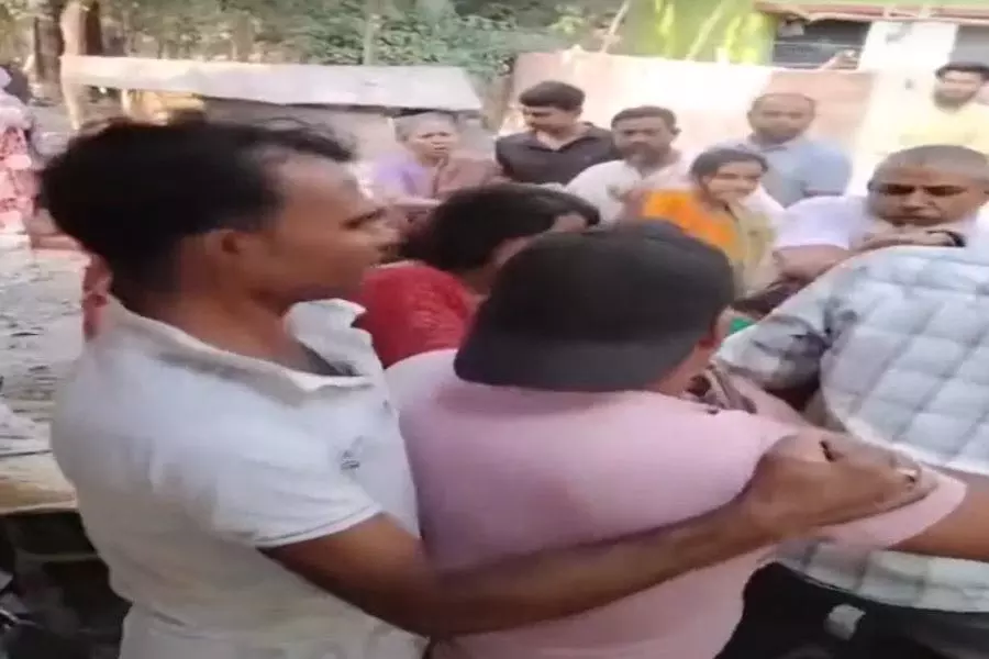 Bhangar में कोलकाता पुलिस कांस्टेबल पर हमला, पूछताछ के लिए कई हिरासत में Bhangar में कोलकाता पुलिस कांस्टेबल पर हमला, पूछताछ के लिए कई हिरासत में