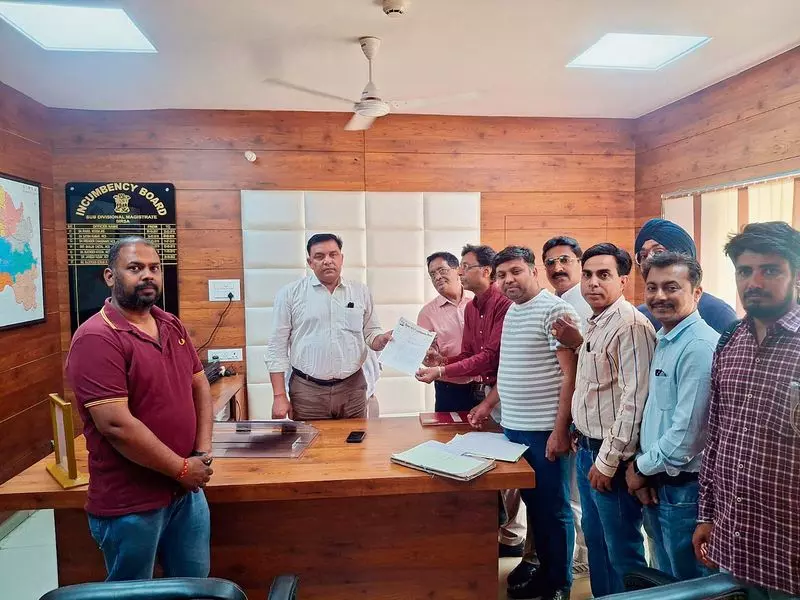 Sirsa प्रॉपर्टी एसोसिएशन ने कलेक्टर रेट में प्रस्तावित बढ़ोतरी का विरोध किया Sirsa प्रॉपर्टी एसोसिएशन ने कलेक्टर रेट में प्रस्तावित बढ़ोतरी का विरोध किया