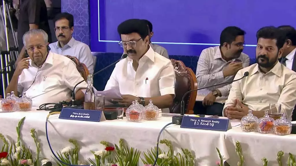 भेदभावपूर्ण क्षेत्र पुनर्वितरण राज्यों को राजनीतिक रूप से कमजोर करेगा: JAC बैठक में CM Stalin भेदभावपूर्ण क्षेत्र पुनर्वितरण राज्यों को राजनीतिक रूप से कमजोर करेगा: JAC बैठक में CM Stalin