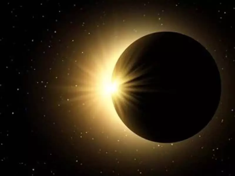 Solar Eclipse 2025 : साल का पहला सूर्य ग्रहण और शनि गोचर, किन पर क्या असर जानें Solar Eclipse 2025 : साल का पहला सूर्य ग्रहण और शनि गोचर, किन पर क्या असर जानें