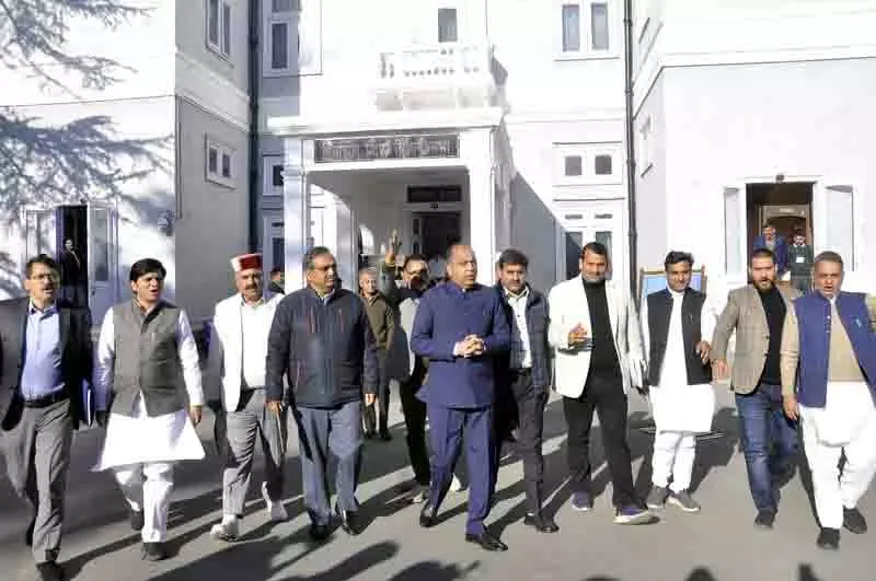 उदार केंद्रीय वित्त पोषण के बावजूद भाजपा सरकार ने राज्य को कर्ज के जाल में धकेला: CM उदार केंद्रीय वित्त पोषण के बावजूद भाजपा सरकार ने राज्य को कर्ज के जाल में धकेला: CM
