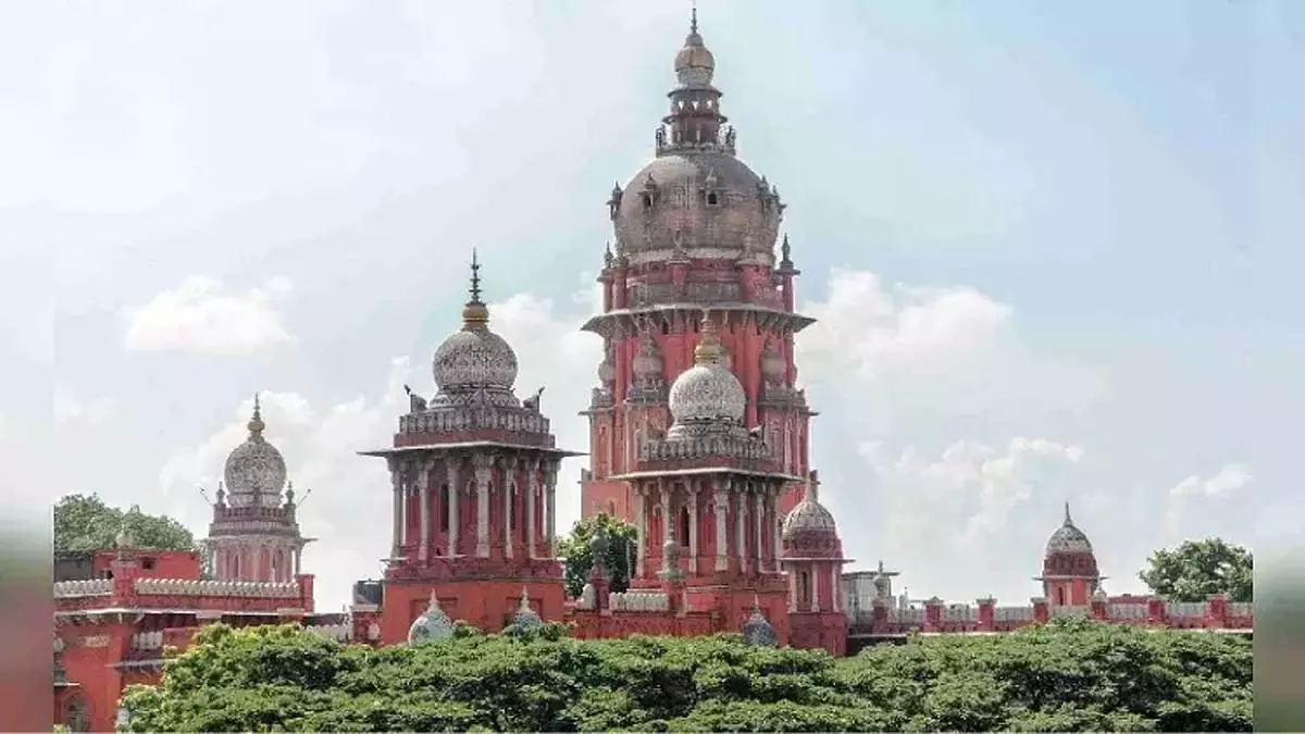 मद्रास हाईकोर्ट ने विशेष अदालत से कहा, प्रार्थना खारिज करना मुकदमे में देरी का आधार नहीं मद्रास हाईकोर्ट ने विशेष अदालत से कहा, प्रार्थना खारिज करना मुकदमे में देरी का आधार नहीं