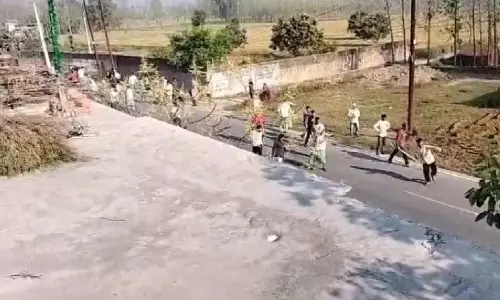Bareilly :जुमे की नमाज के दौरान मुस्लिम समुदाय के दो गुटों में झड़प