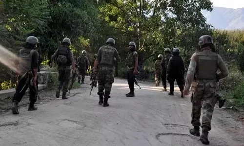 दाचीगाम में आतंकी ठिकाना ध्वस्त, आतंकवादी भाग निकले; तलाशी जारी दाचीगाम में आतंकी ठिकाना ध्वस्त, आतंकवादी भाग निकले; तलाशी जारी