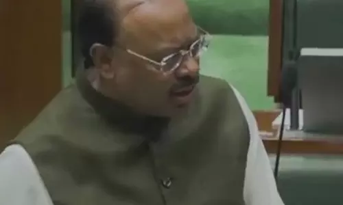 वक्फ बोर्ड के अवैध कब्जे पर महाराष्ट्र सरकार सख्त, कार्रवाई का ऐलान