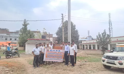 Ballia: ओएनजीसी और आरुही विकास संस्थान ने जिले में लगाए हाईमास्ट लाइट