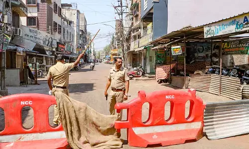 Nagpur violence: 14 और गिरफ्तार, गिरफ्तारियों की संख्या 105 पहुंची; तीन नई FIR दर्ज Nagpur violence: 14 और गिरफ्तार, गिरफ्तारियों की संख्या 105 पहुंची; तीन नई FIR दर्ज