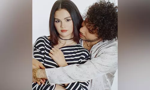 आई सेड आई लव यू फर्स्ट: Selena Gomez, बेनी ब्लैंको का पहला सहयोगी एल्बम रिलीज़ हुआ आई सेड आई लव यू फर्स्ट: Selena Gomez, बेनी ब्लैंको का पहला सहयोगी एल्बम रिलीज़ हुआ