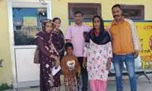 Shamli: ग्राम खेड़ी करमू से मिला अज्ञात बालक परिजनों को सौंपा गया Shamli: ग्राम खेड़ी करमू से मिला अज्ञात बालक परिजनों को सौंपा गया