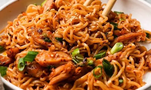 Recipe:जानिए कोरियन स्टाइल चिली गार्लिक नूडल्स बनाने का तरीका Recipe:जानिए कोरियन स्टाइल चिली गार्लिक नूडल्स बनाने का तरीका