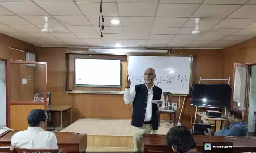 OU में राजनीतिक जनसंपर्क पर व्याख्यान आयोजित OU में राजनीतिक जनसंपर्क पर व्याख्यान आयोजित