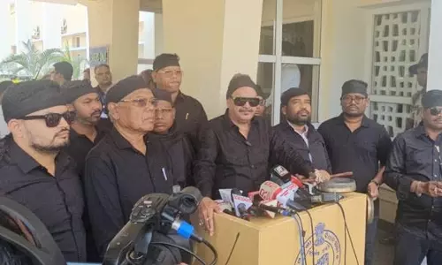 महिला सुरक्षा के मुद्दे पर कांग्रेस विधायकों ने ओडिशा विधानसभा में हंगामा किया