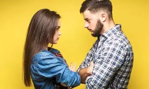 Relationship : रिश्तों में गुस्से को कैसे कंट्रोल करें, जानें यहां