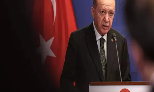 Turkey में राजनीतिक संकट: एर्दोगन की कुर्सी खतरे में Turkey में राजनीतिक संकट: एर्दोगन की कुर्सी खतरे में