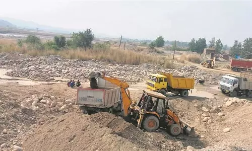 Yamunanagar में अवैध खनन पर कार्रवाई, 13 वाहन जब्त, 39 लाख रुपये जुर्माना लगाया गया
