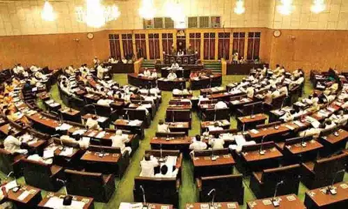 तेलंगाना विधानसभा: कोमाटिरेड्डी की टिप्पणी के बाद BRS ने किया वाकआउट