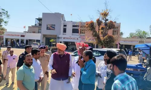 Haryana : कृषि मंत्री ने लाडवा अनाज मंडी में सरसों खरीद का निरीक्षण किया