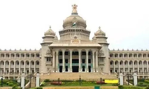 Karnataka: हंगामे के बीच पूर्ण बजट मंजूर