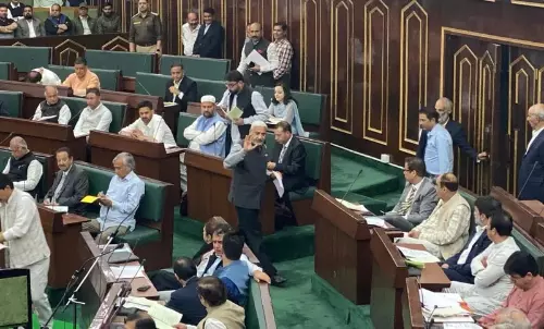 सरकार के जवाब से असंतुष्ट भाजपा विधायक ने J&K  विधानसभा से वॉकआउट किया