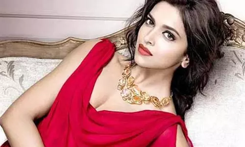 Deepika Padukone का बॉक्स ऑफिस धमाका, सबको छोड़ा पीछे Deepika Padukone का बॉक्स ऑफिस धमाका, सबको छोड़ा पीछे