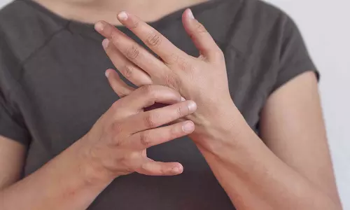 Depression से राहत चाहते हैं? इन प्रेशर पॉइंट्स को दबाने से मिलेगा फायदा!