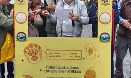 Sikkim के स्मृति चिन्ह’ के साथ 12वां स्थापना दिवस समारोह शुरू Sikkim के स्मृति चिन्ह’ के साथ 12वां स्थापना दिवस समारोह शुरू