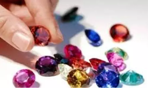 Gemstone: आर्थिक सफलता के लिए धारण करें यह रत्न, कारोबार में मिलेगी सफलता